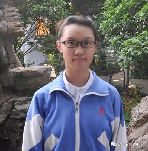 沐春夏枝繁叶茂 历秋冬桃李芬芳